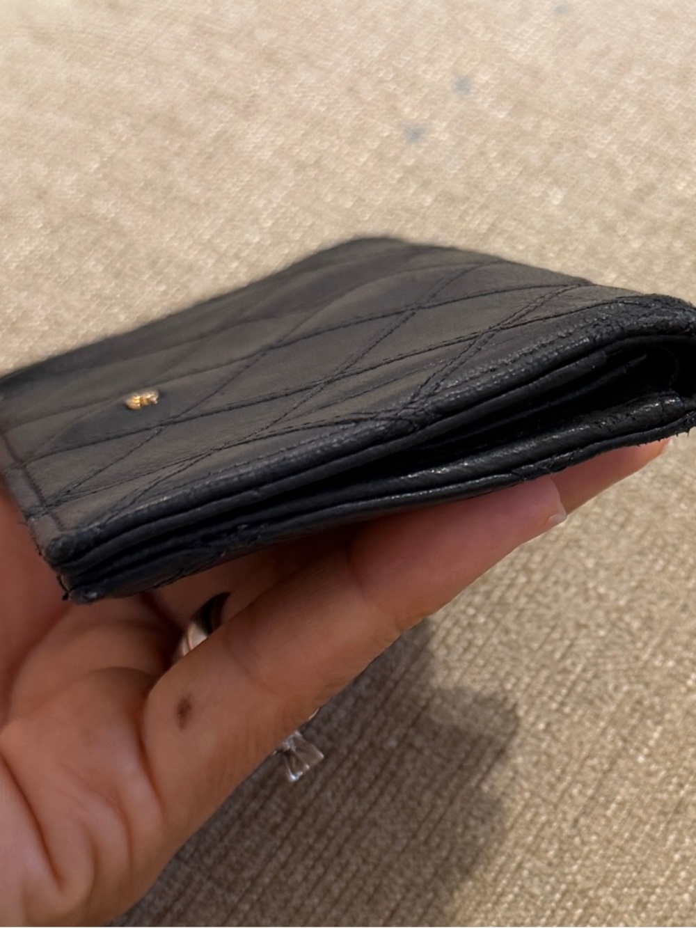 CHANEL Black Quilted Leather Card Case with Small CC Emblem - Picture 8 of 9